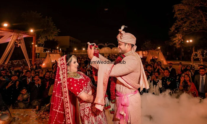 Devendra Photo Framing